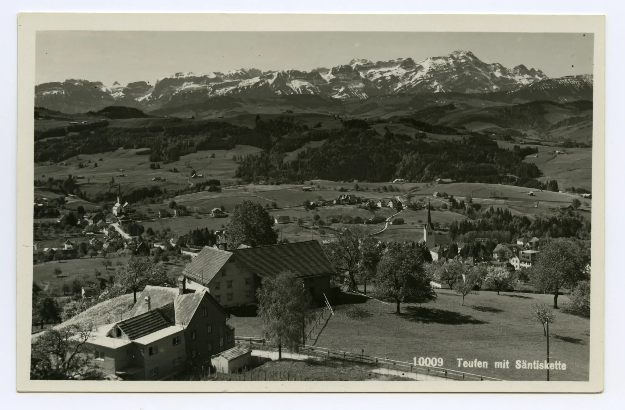 mit beiden Dorfkirchen