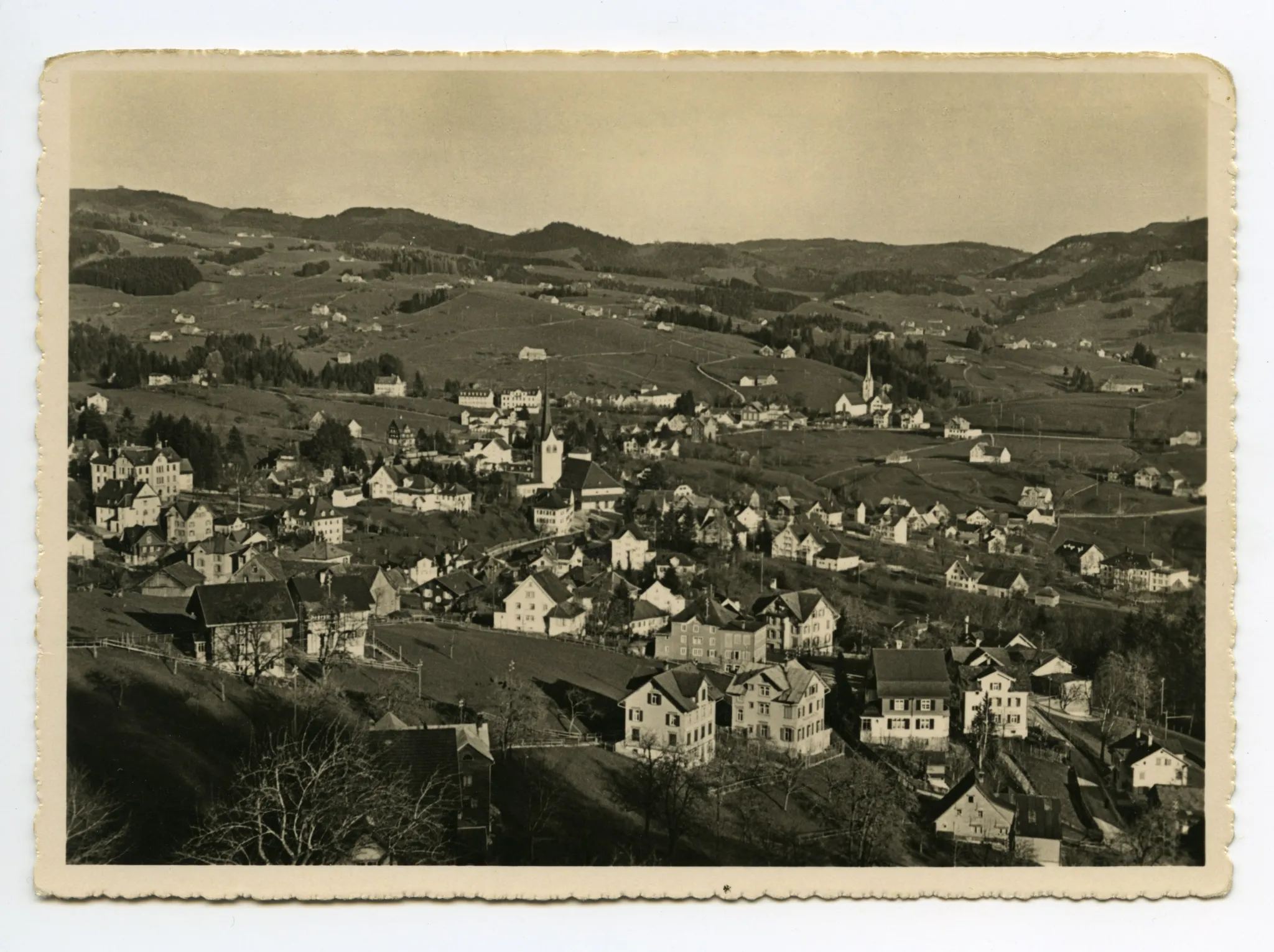 beide Dorfkirchen, Blick zum Gäbris