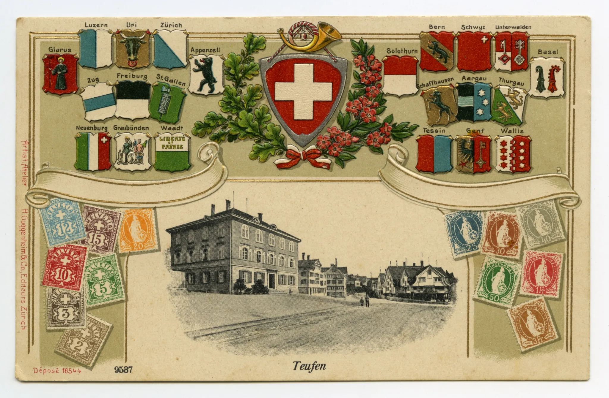 Gemeindehaus, „Anker“, „Adler“, Kornhändlerhaus, Blick zu Villa Roth. Umrahmt von „Vorhang“ mit Briefmarken-Sujets (unten) sowie Kantons- und Schweizerwappen mit Posthorn (oben). Rahmen coloriert, Reliefdruck