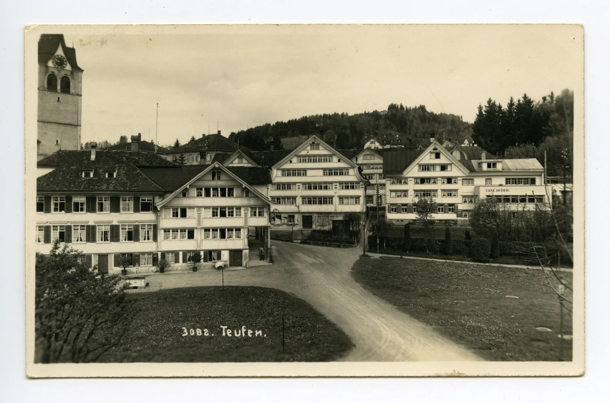 Hechtstrasse, „Hecht“, Kornhändlerhaus, Café Spörri, Turm der Grubenmannkirche (angeschnitten)