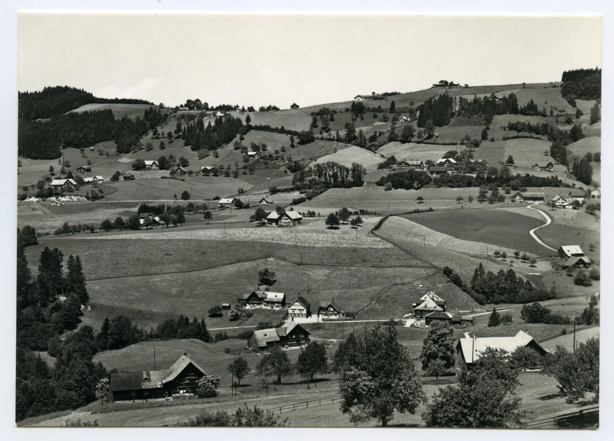 Blick zu den Eggen (Waldegg)