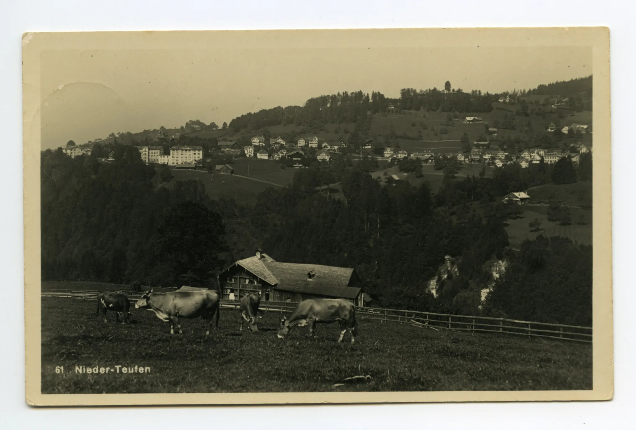 mit Textilfirmen und „Türmlihaus“, von ennet dem Rotbach gesehen, Blick nach Nordwesten. Blick zur Frohen Aussicht