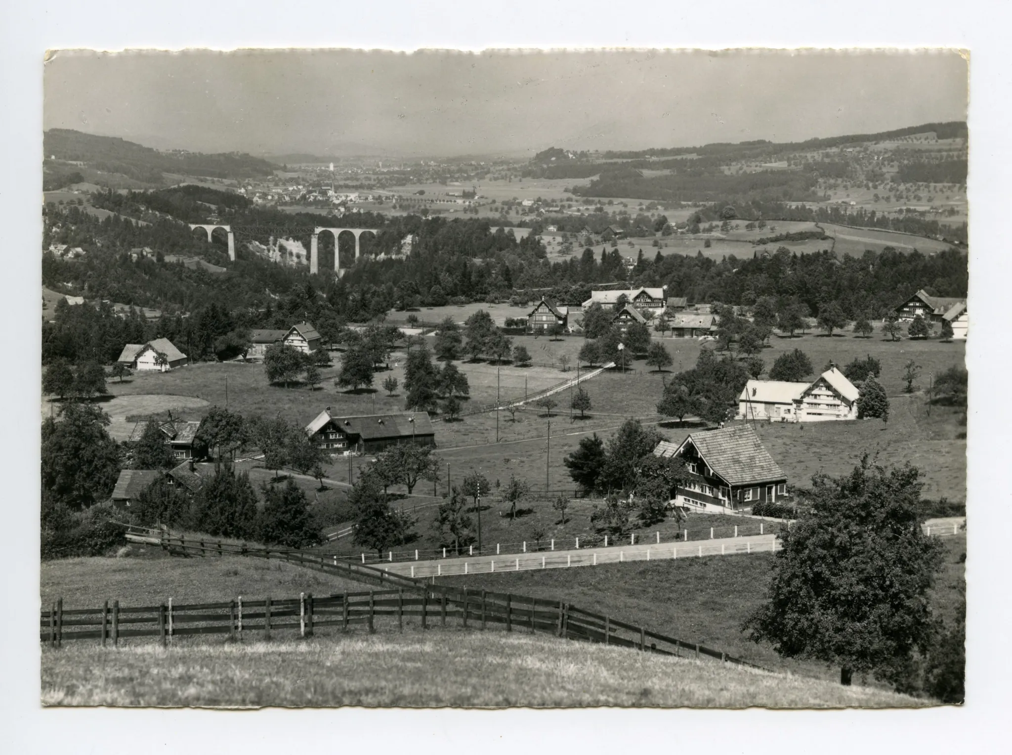 Blick via Sitterviadukt (BT-Brücke) und Gossau ins Fürstenland (vgl. Hc.21-19)