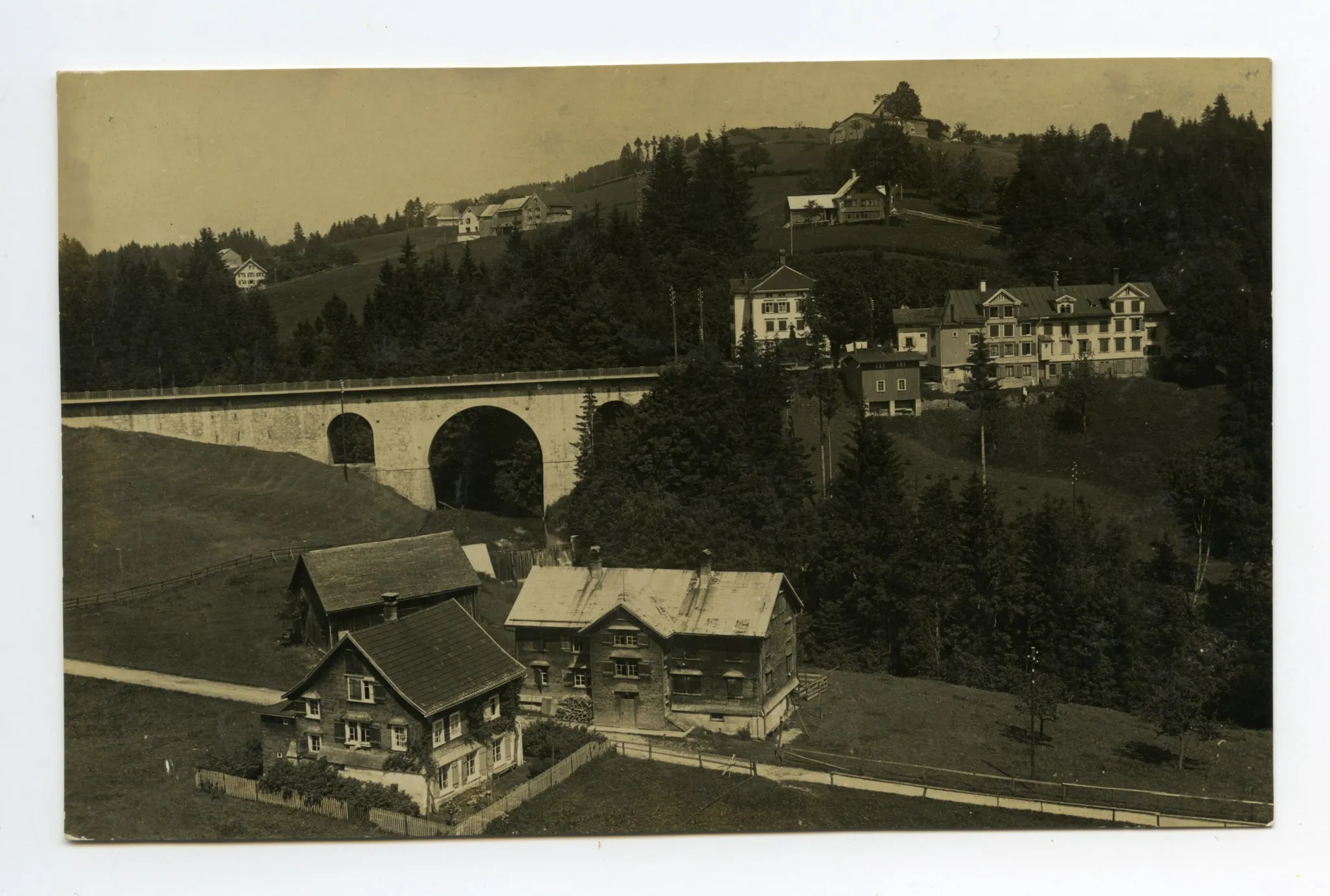 Ansicht von Südwest mit Blick Richtung Schlatterlehn