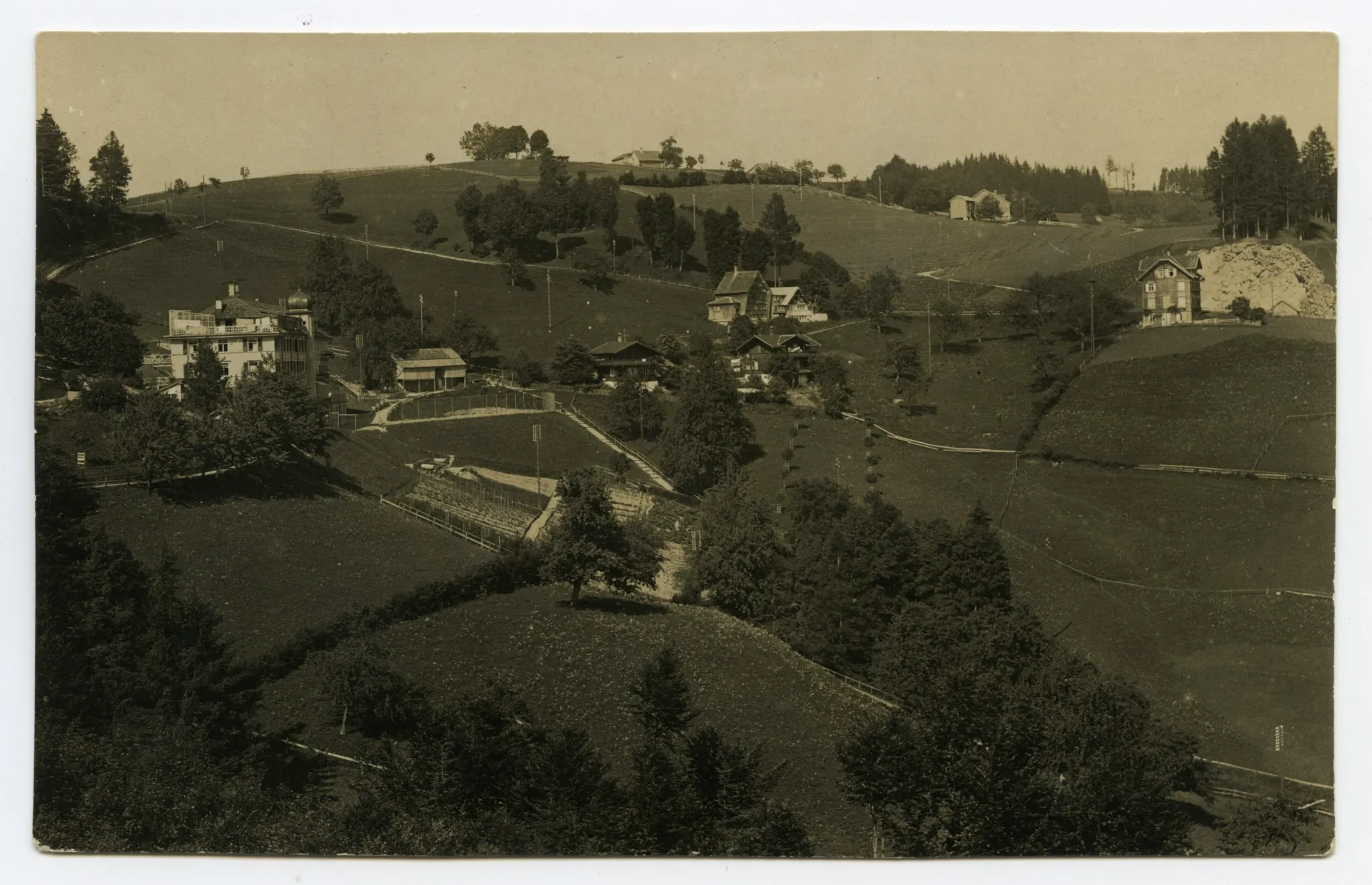 Gesamtansicht aus Westen