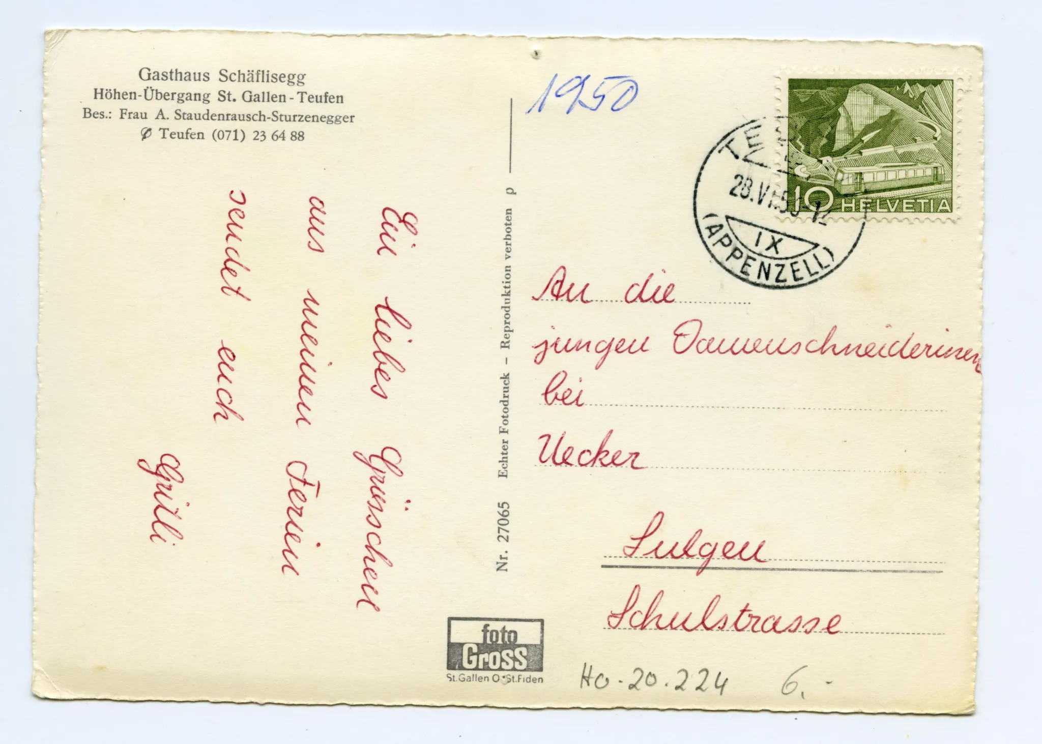 Frontansicht aus Süden mit Sitzplatz