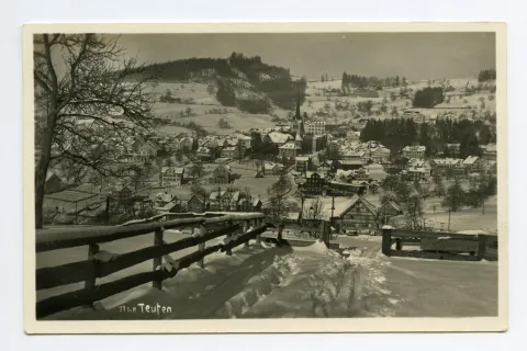 vom Schönenbüel aus. Mit Bad Sonder, Blick zu Frölichsegg und Schäflisegg