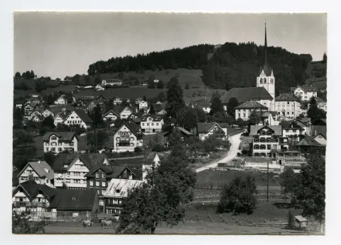 mit Bächli, Fernblick. Blick zur Frölichsegg, Frohen Aussicht