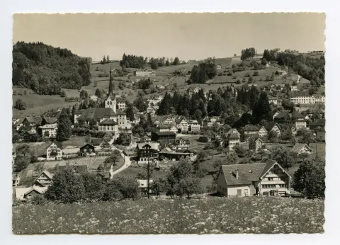 vom Schönenbüel, mit Bächli, Krankehaus/Bahnhof, Bad Sonder. Blick zu Schäflisegg/Hüslersegg (vgl. Hc.15-31)