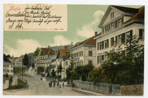 posierende Erwachsene u. Kinder. Zweites Haus v.r.: „Gasthaus Ochsen“ (vgl. Hc.20-20)