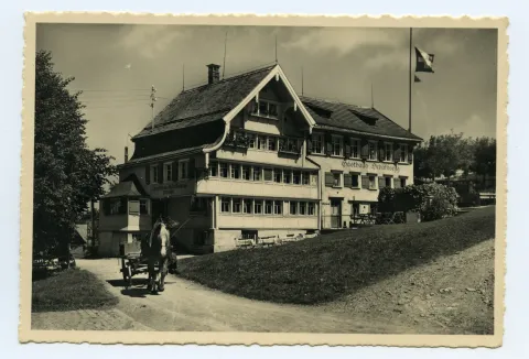 Ansicht aus Süden mit Sitzplatz